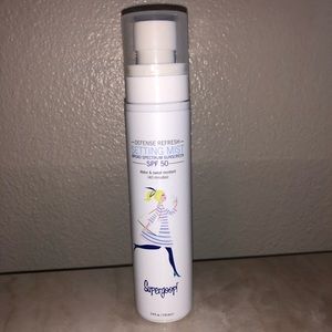 Supergoop setting mist SPF 50